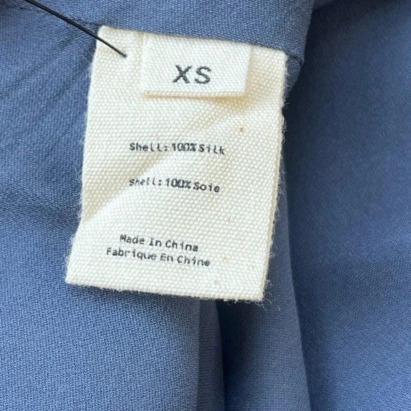 L’Agence Christy Blue Slate Silk Sleevelss Top Cowl Style Neck Women Size XS - Picture 9 of 9